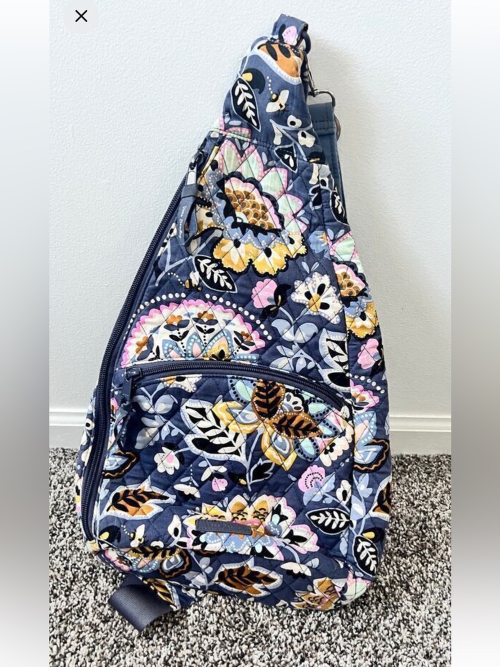 Vera Bradley Charmont Meadow
Lighten Up Sling bag, New